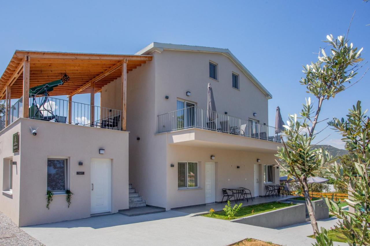 Privileged Villa Néa Péramos Exteriér fotografie